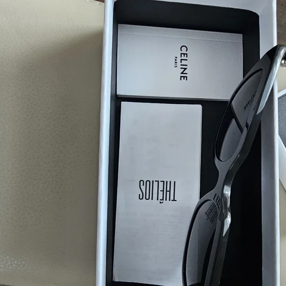 Celine sunglasses - Picture 7 of 9